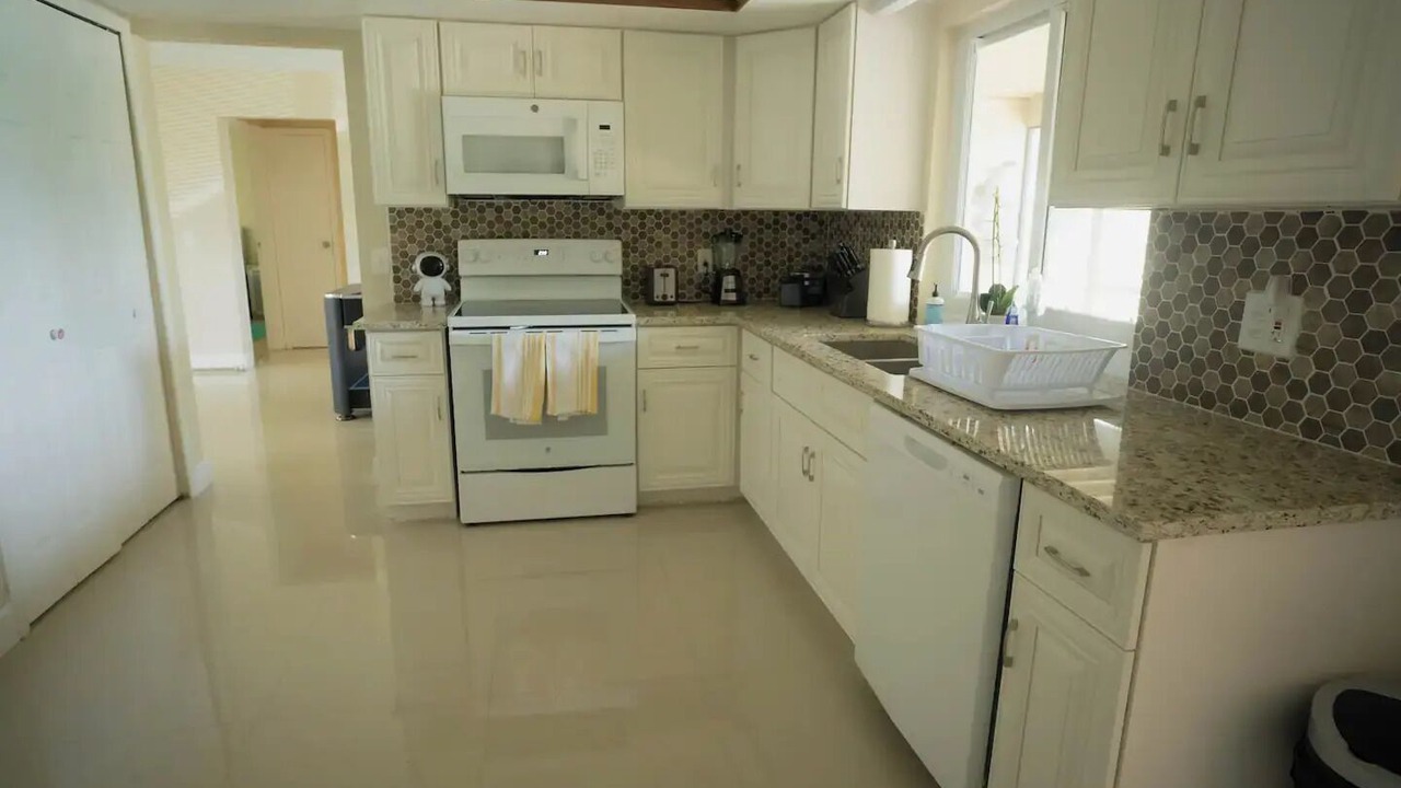 Photo of Kitchen in Sunrise