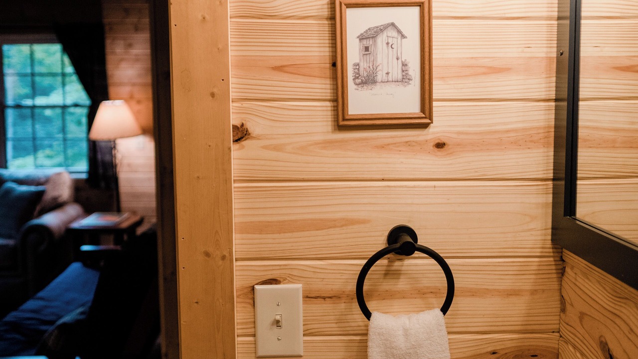 Photo of Bathroom in Edray