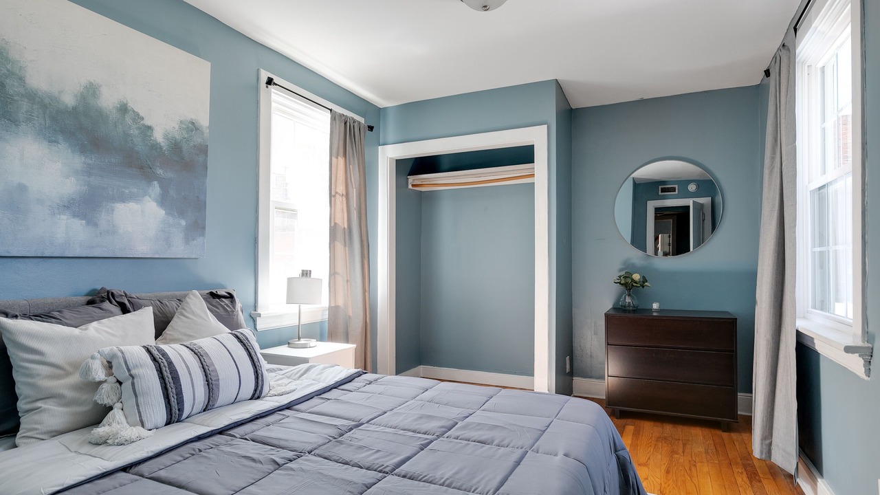 Photo of Bedroom in Museum District