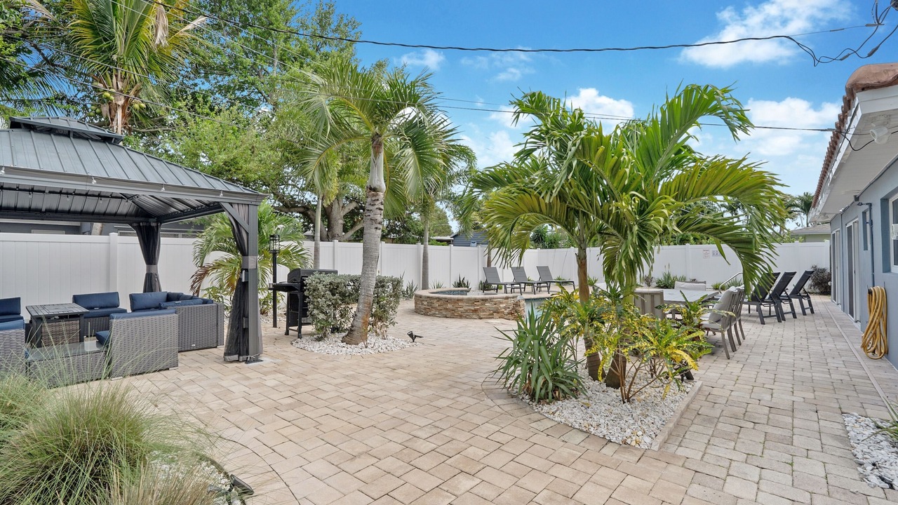 Photo of Patio Balcony in North Andrews Gardens