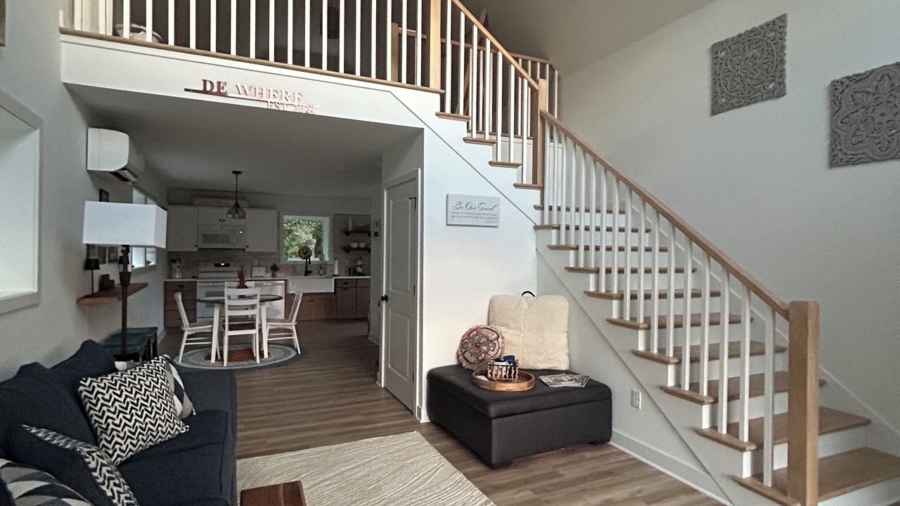 Photo of Livingroom in Milton