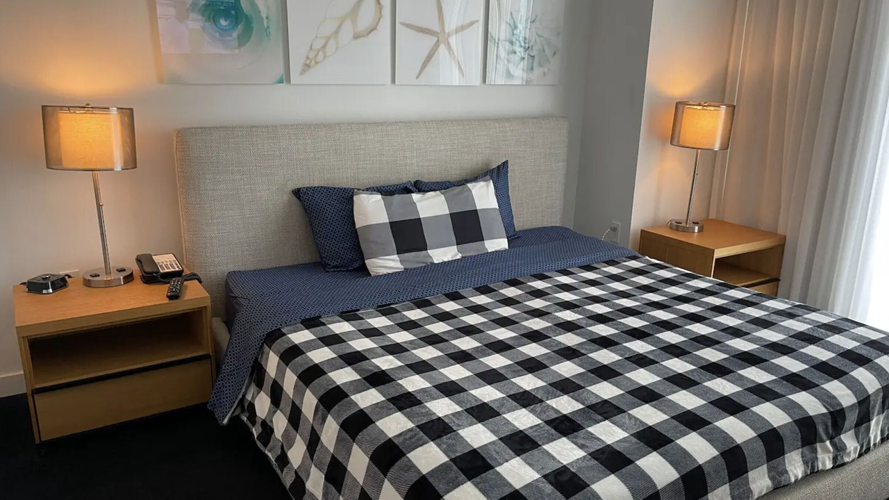 Photo of Bedroom in Hallandale Beach