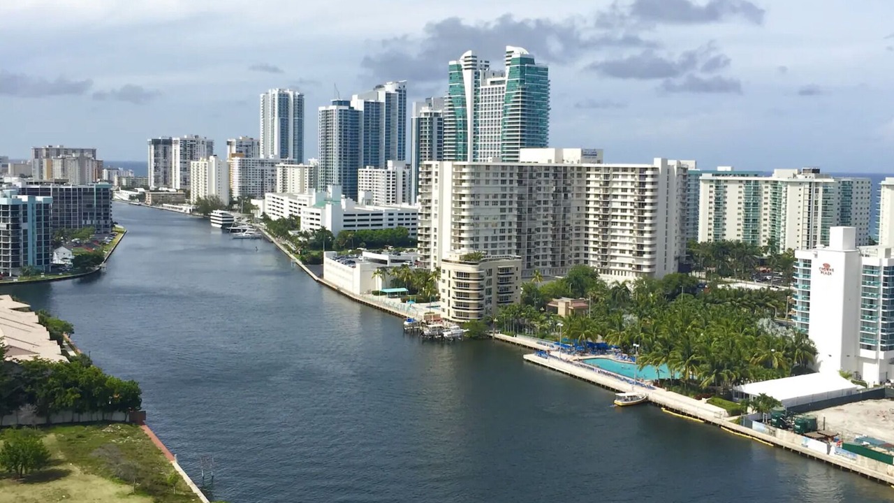 Photo of Others in Hallandale Beach