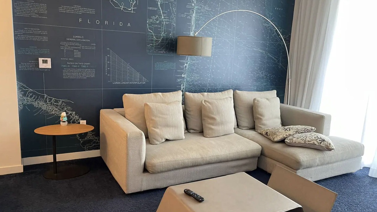 Photo of Livingroom in Hallandale Beach
