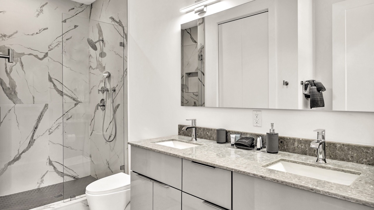 Photo of Bathroom in Harbordale