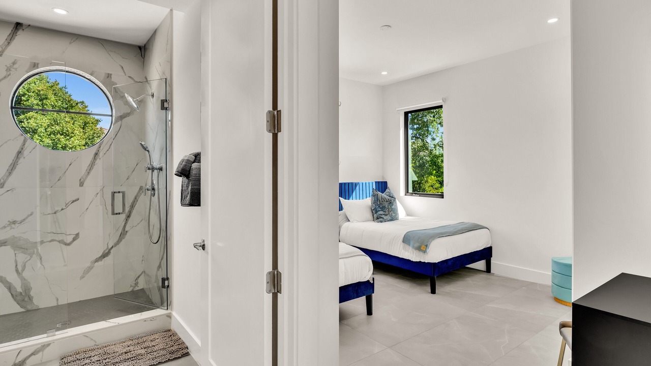 Photo of Bedroom in Harbordale