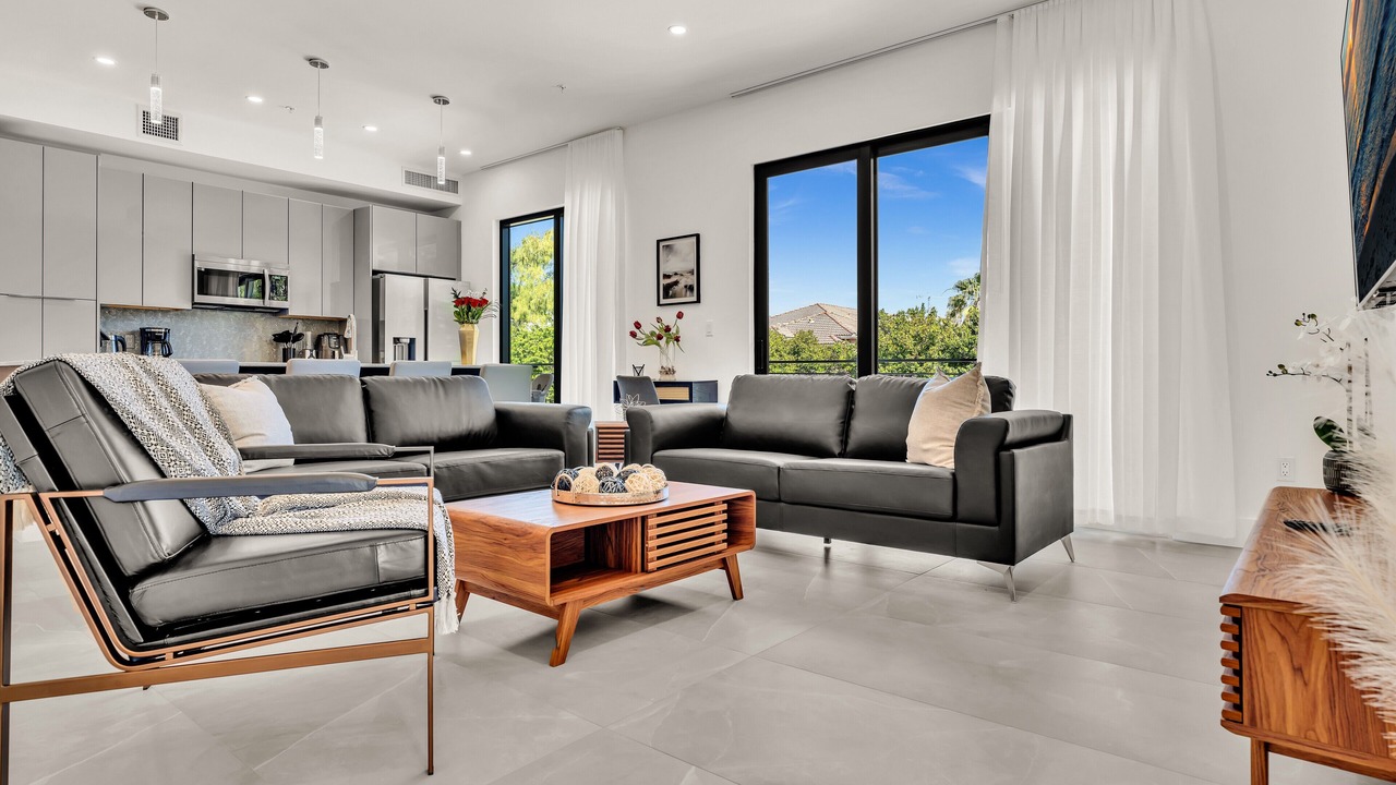 Photo of Livingroom in Harbordale