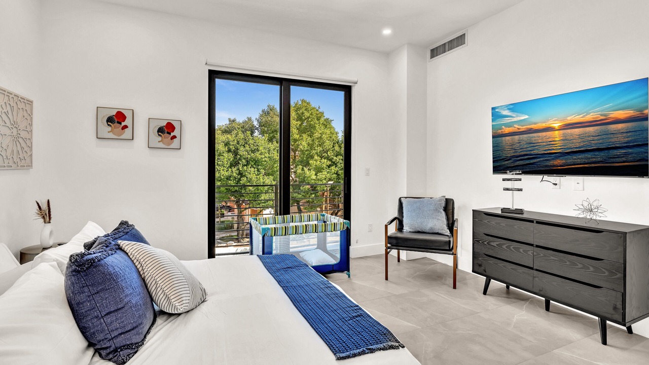 Photo of Bedroom in Harbordale