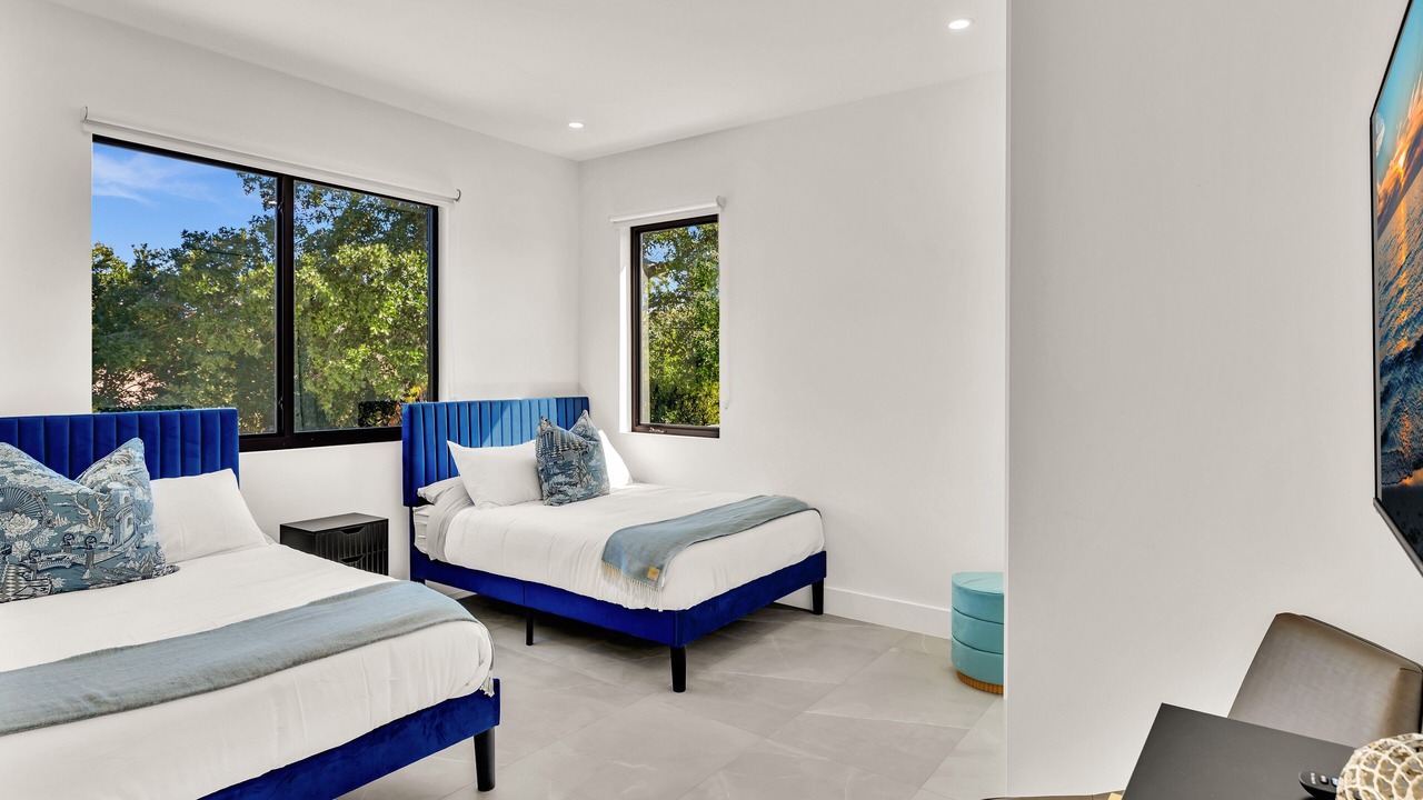 Photo of Bedroom in Harbordale