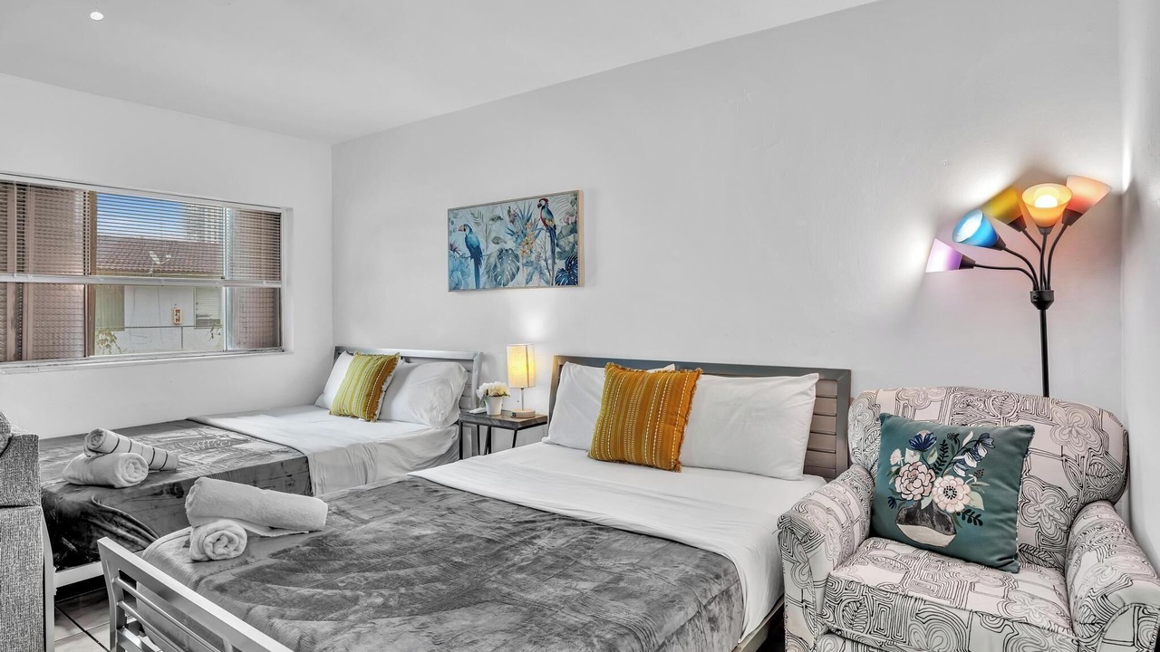 Photo of Bedroom in Downtown Hollywood
