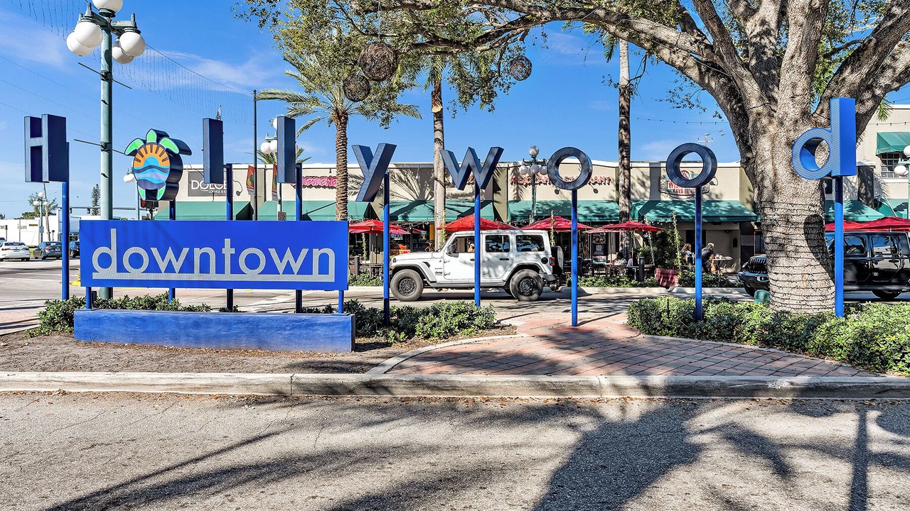Photo of Outdoor in Downtown Hollywood
