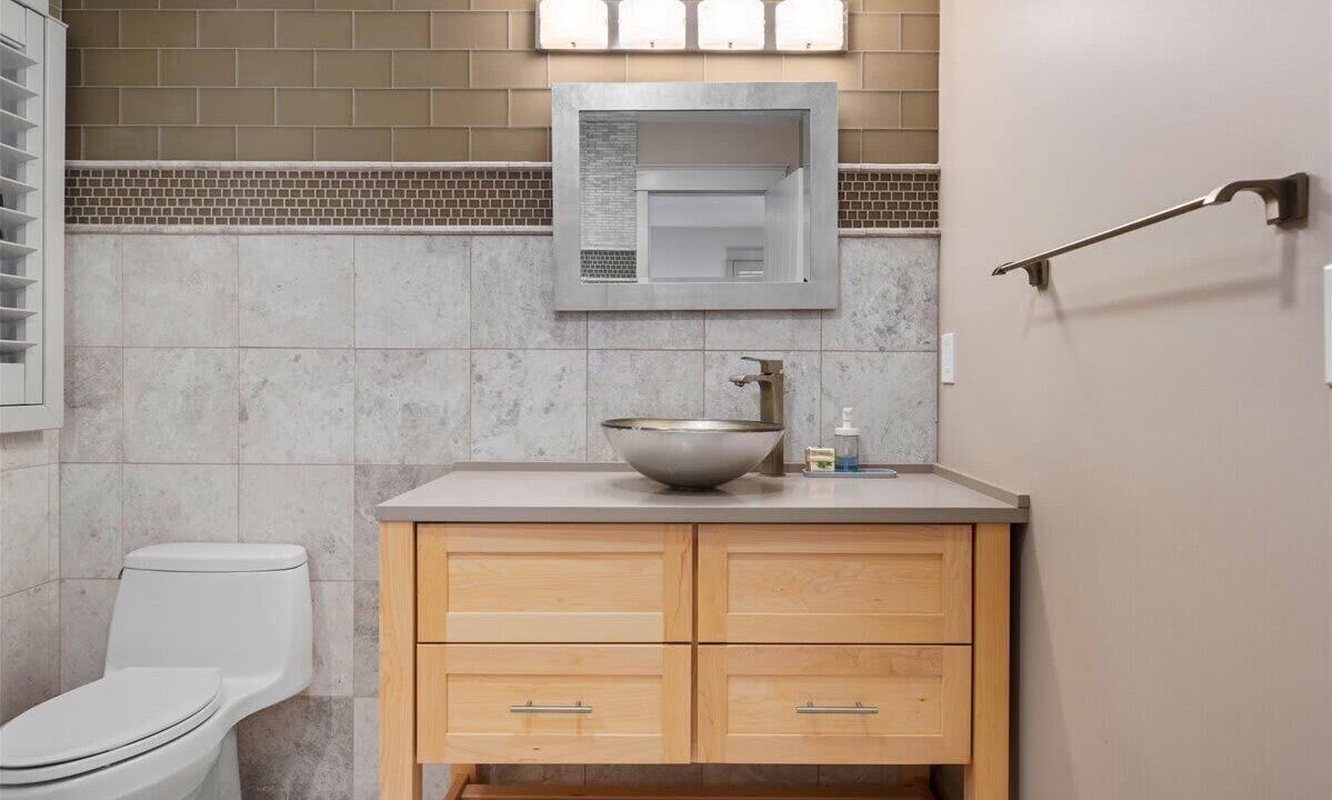 Photo of Bathroom in Cape May Point