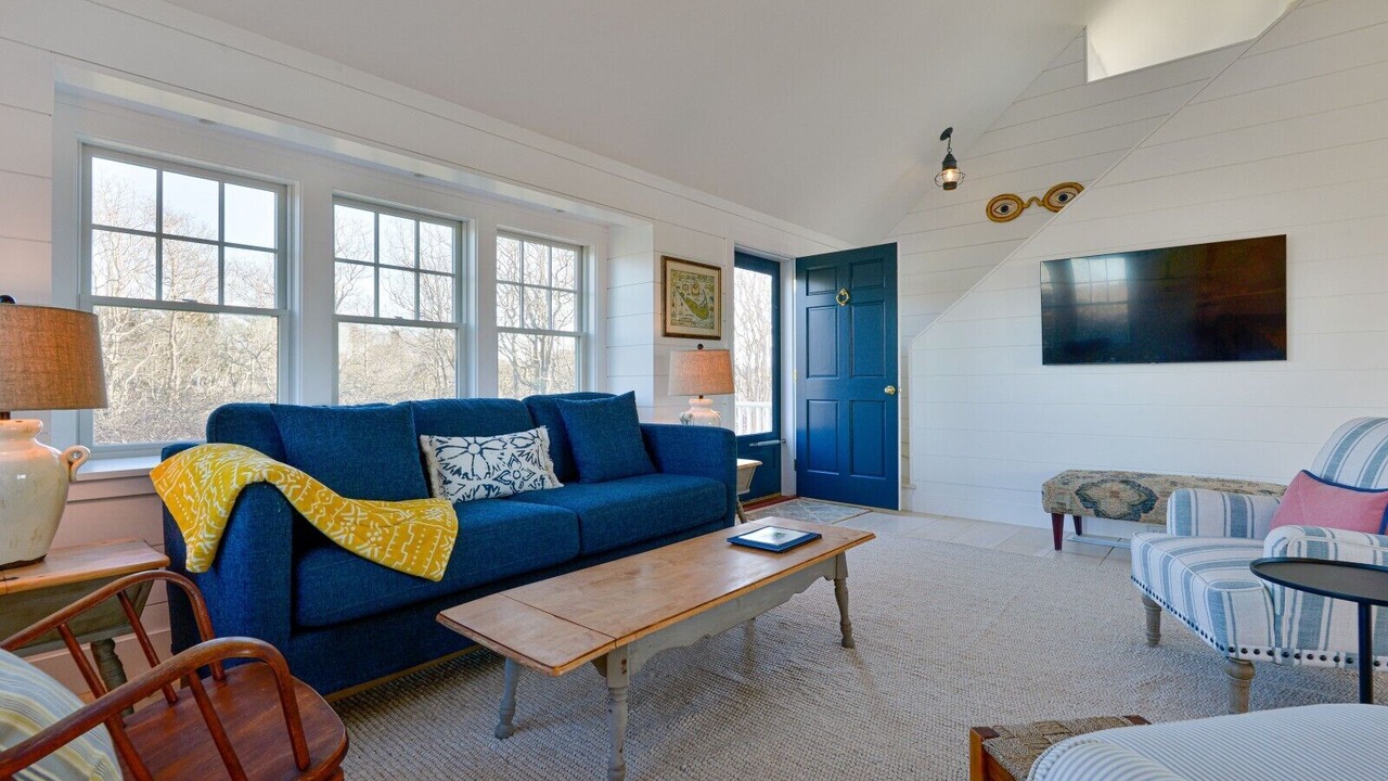 Photo of Livingroom in Tom Nevers