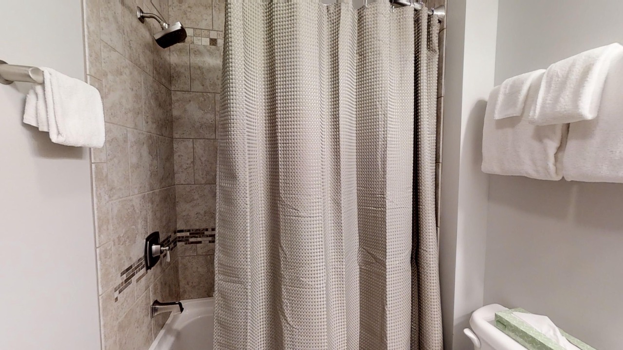 Photo of Bathroom in Edray