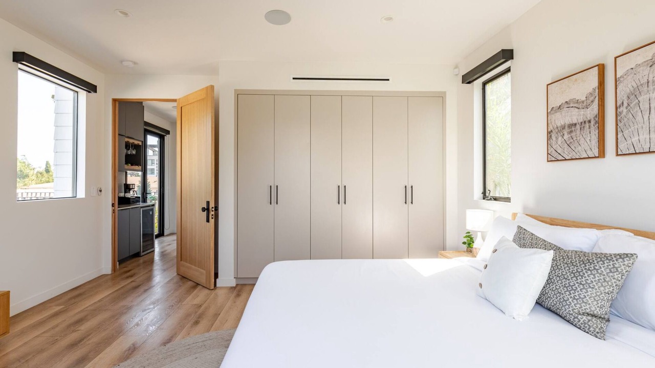 Photo of Bedroom in Hollywood