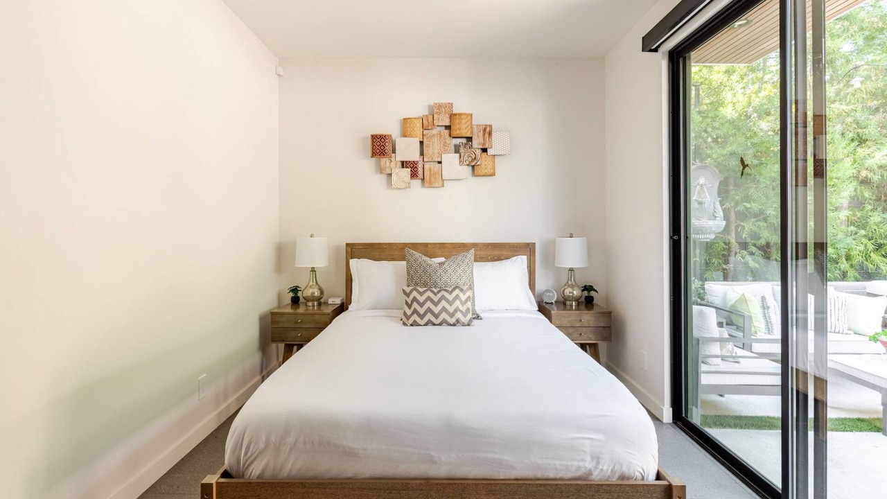 Photo of Bedroom in Hollywood