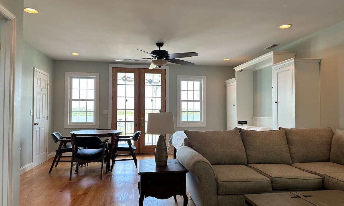 Photo of Livingroom in Mardela Springs
