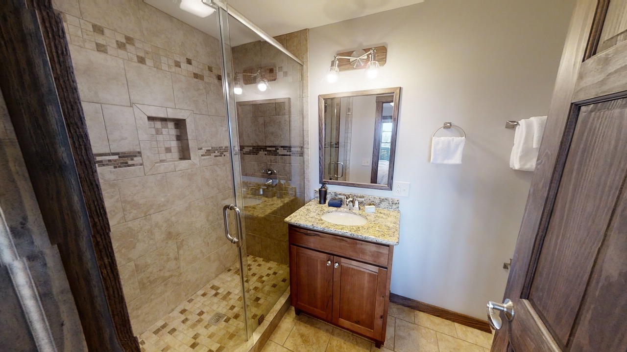 Photo of Bathroom in Edray