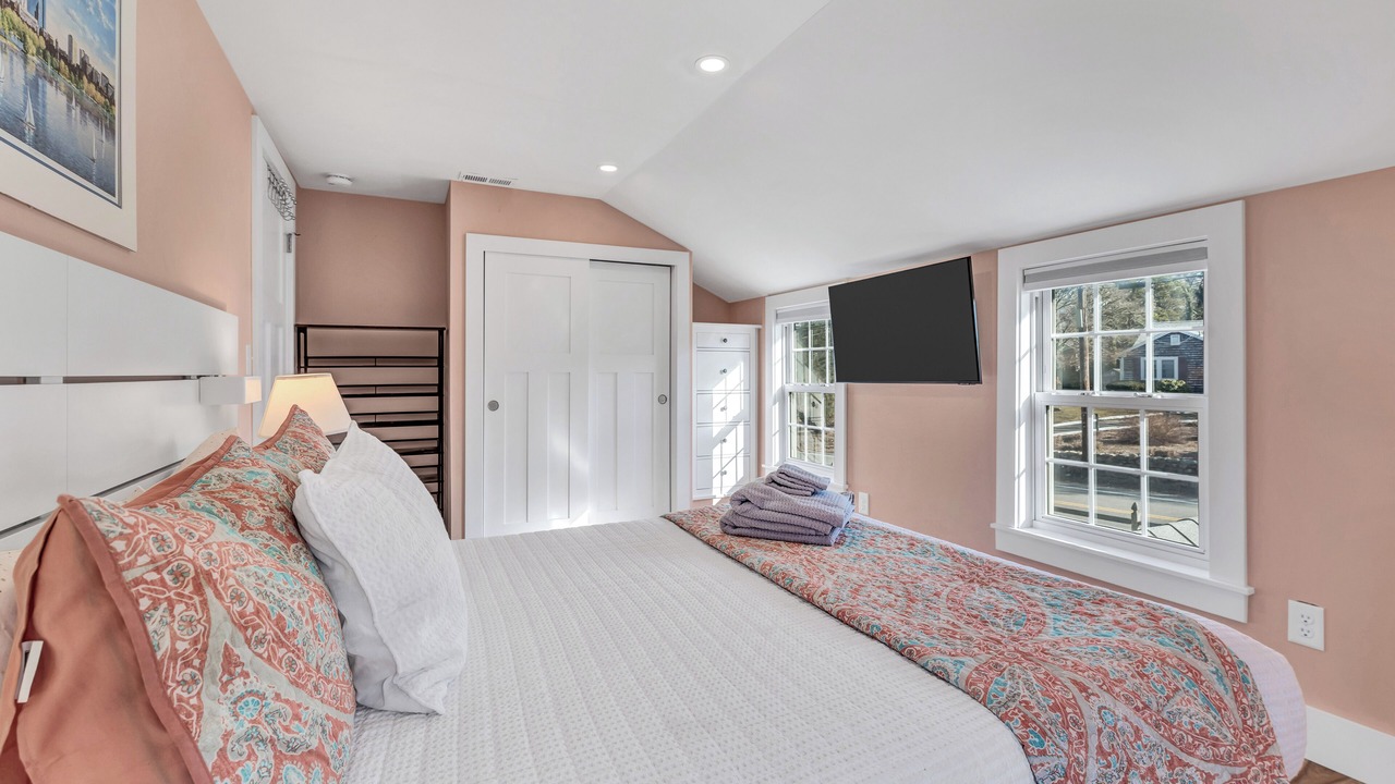 Photo of Bedroom in Northwest Harwich