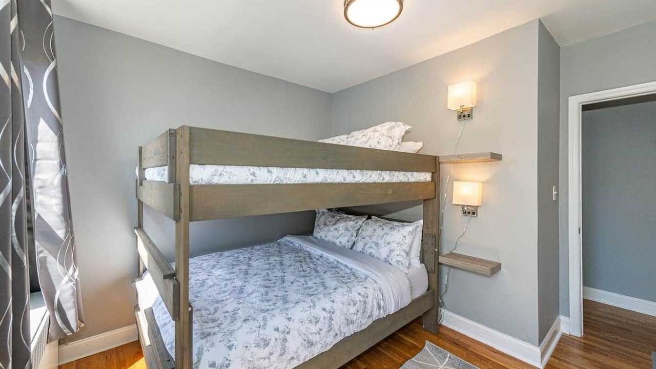 Photo of Bedroom in McGinley Square