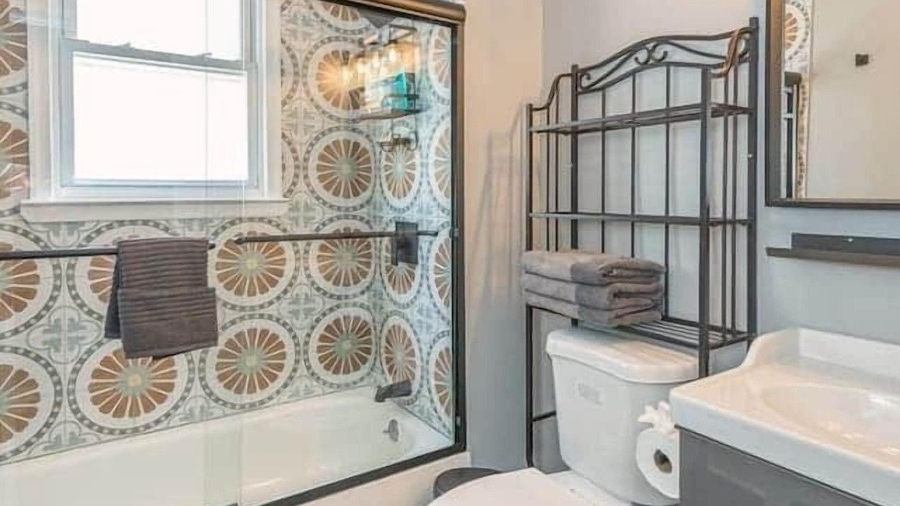 Photo of Bathroom in McGinley Square
