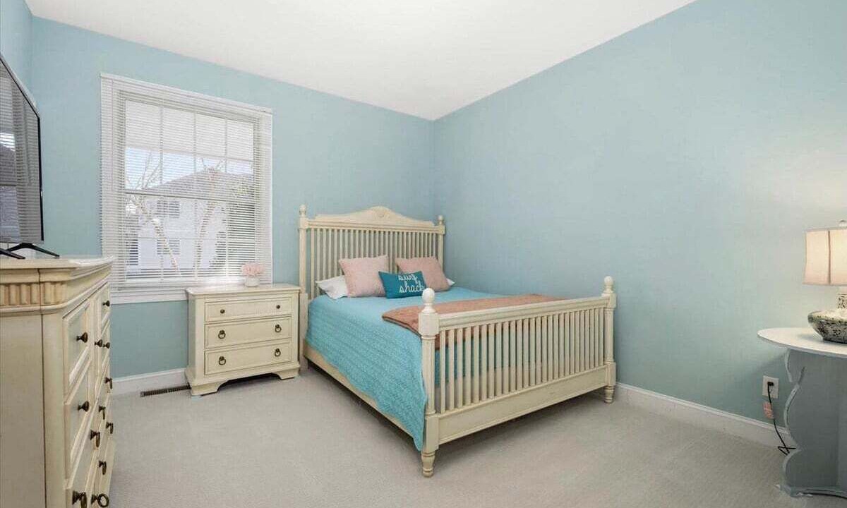Photo of Bedroom in Sun Ridge