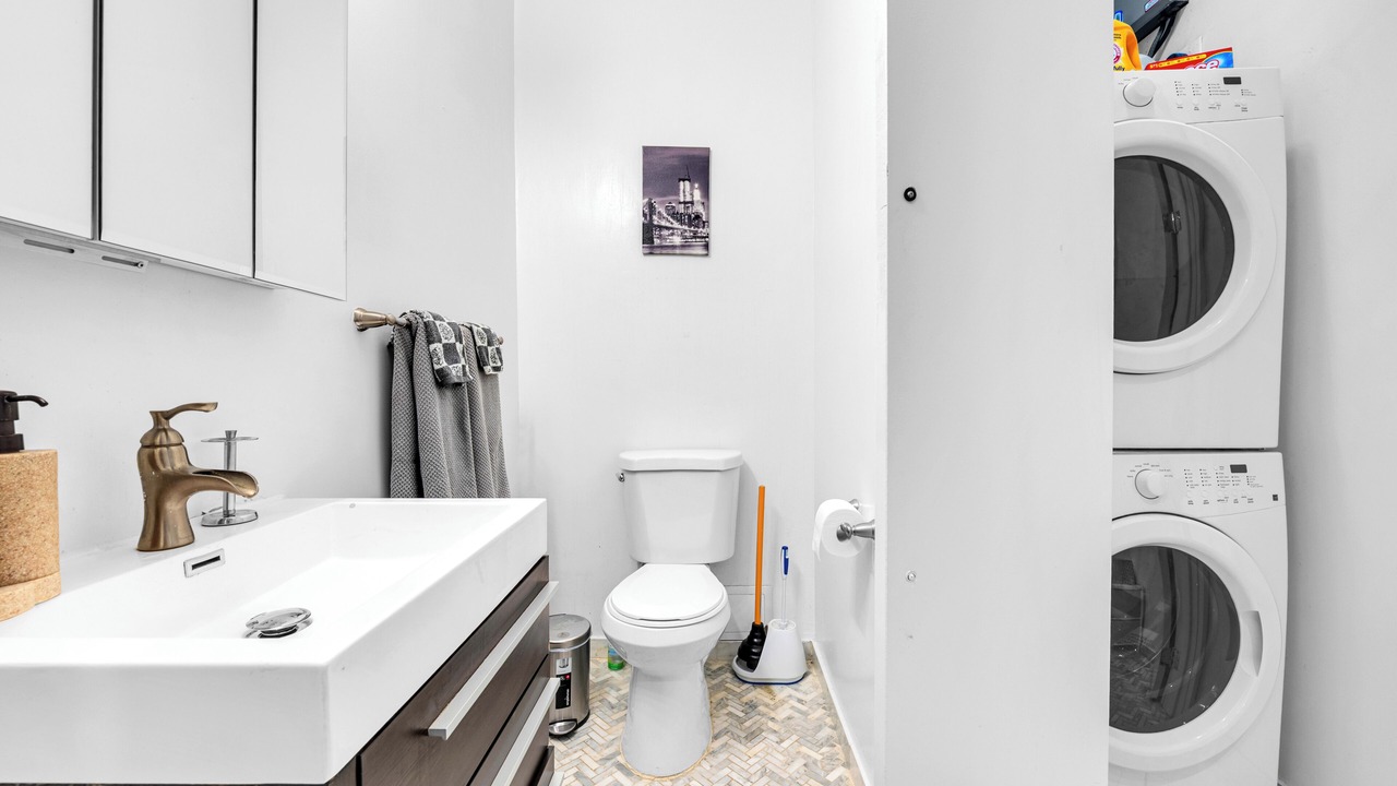 Photo of Bathroom in Midtown