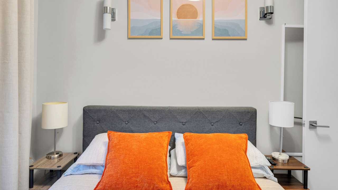 Photo of Bedroom in Midtown