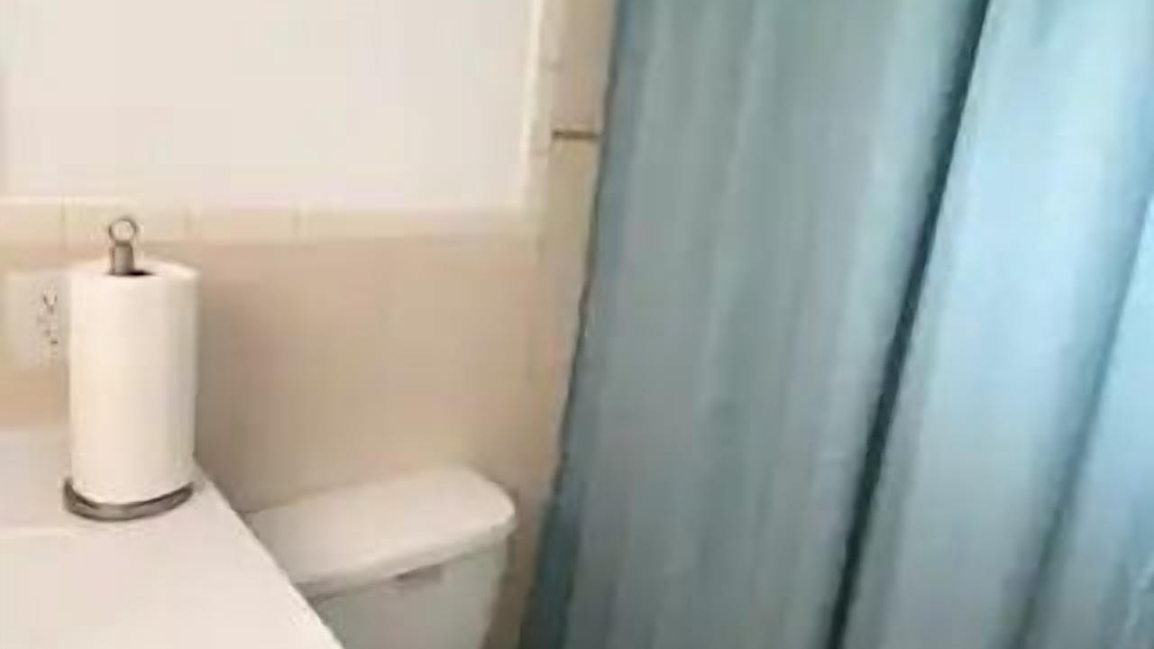 Photo of Bathroom in Miami Gardens