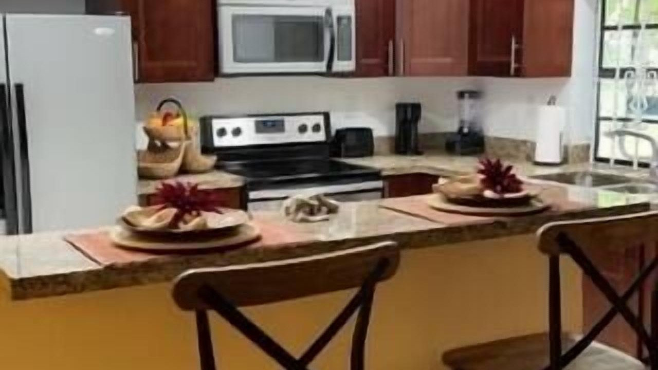 Photo of Kitchen in Miami Gardens