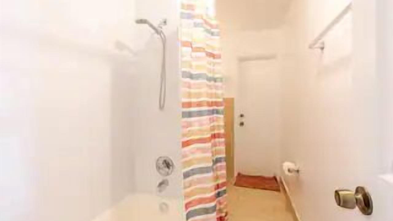 Photo of Bathroom in Miami Gardens