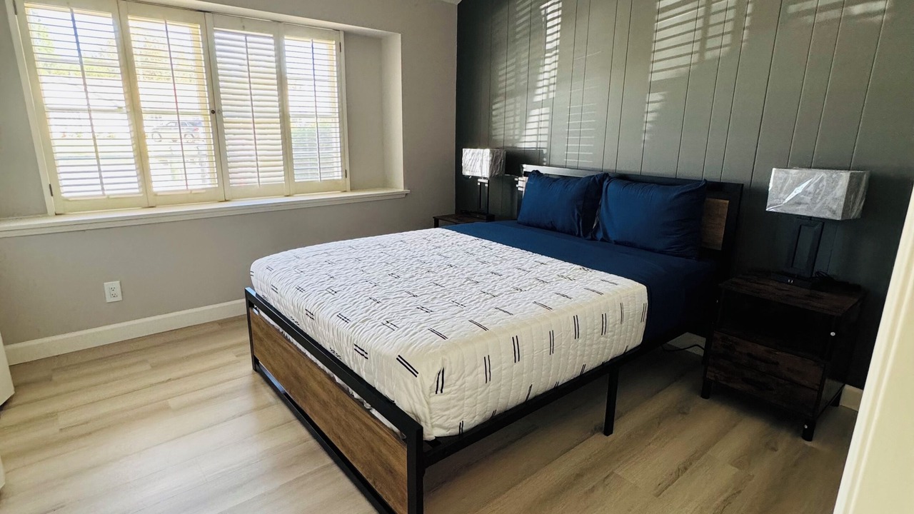 Photo of Bedroom in Canoga Park
