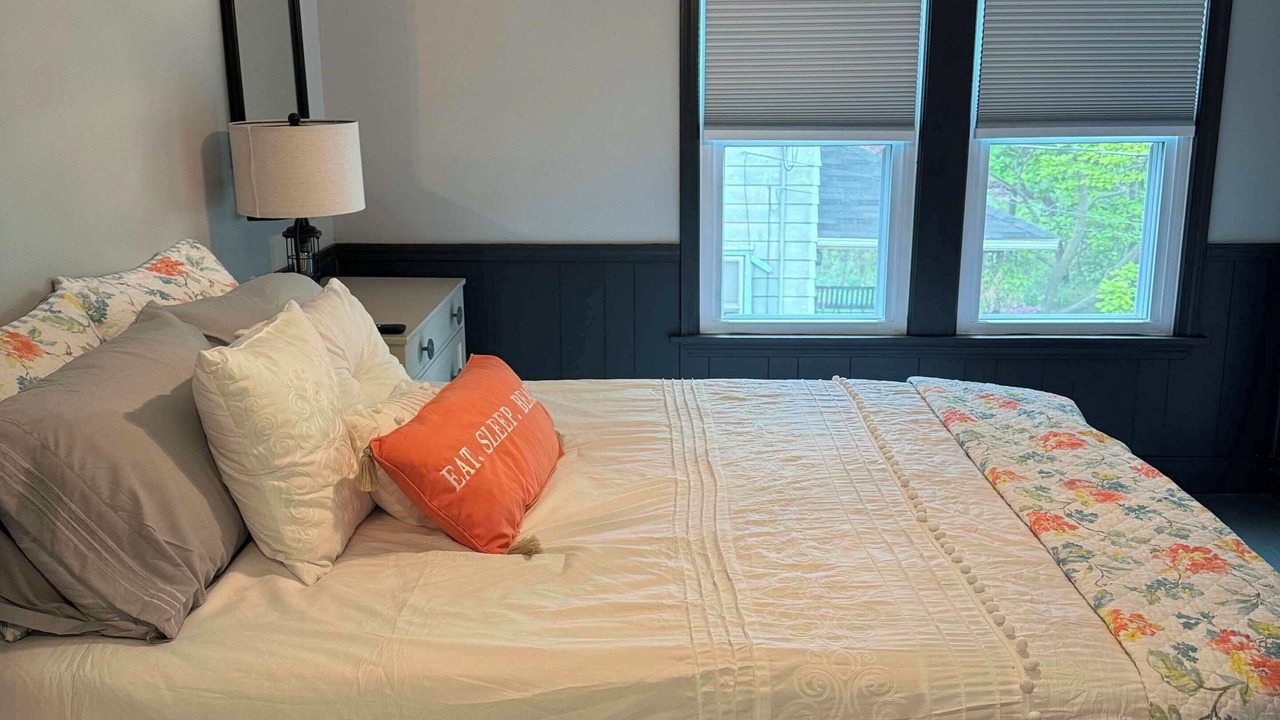 Photo of Bedroom in Fairport Harbor