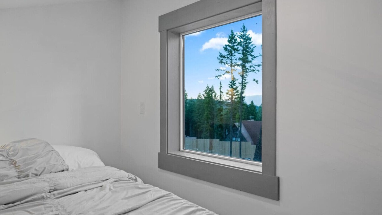 Photo of Bedroom in Lakeside