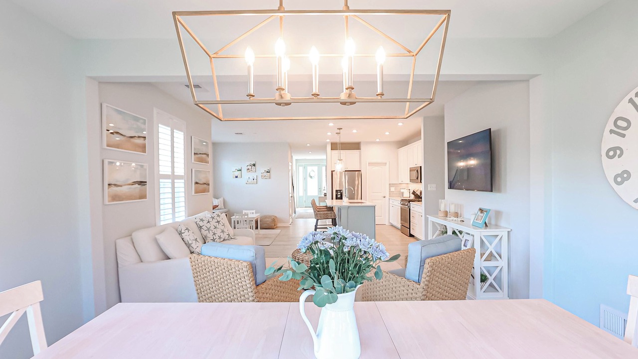 Photo of Livingroom in Bayside