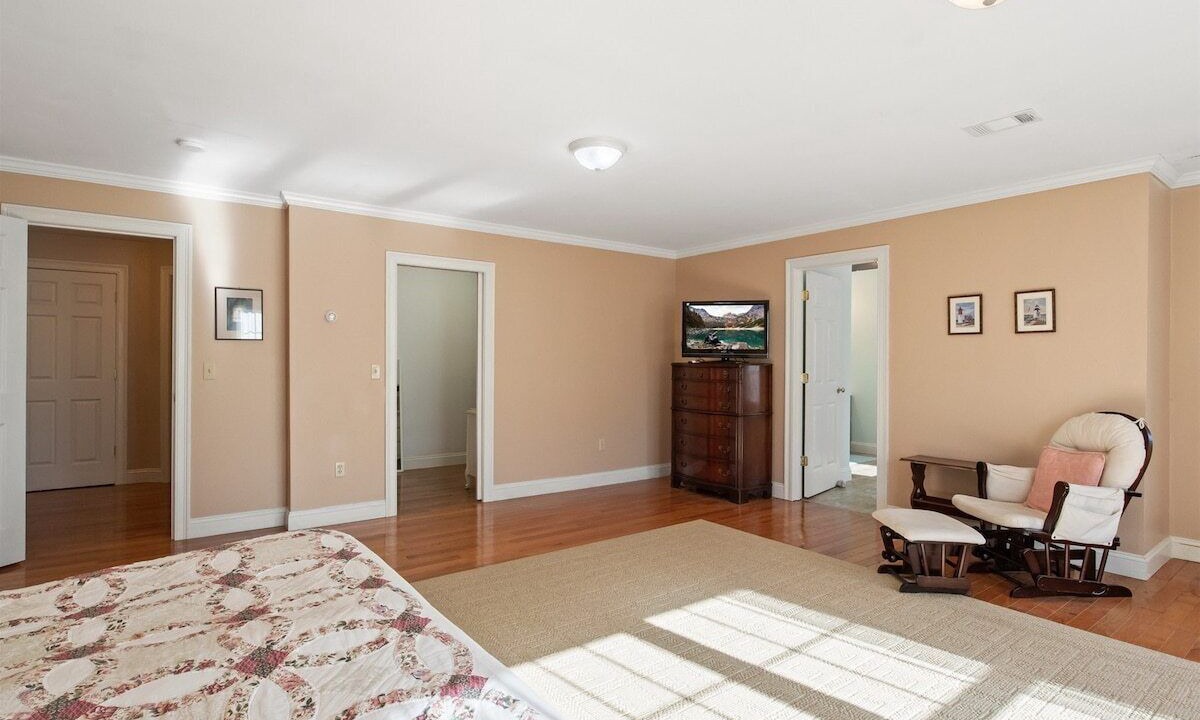 Photo of Bedroom in East Orleans