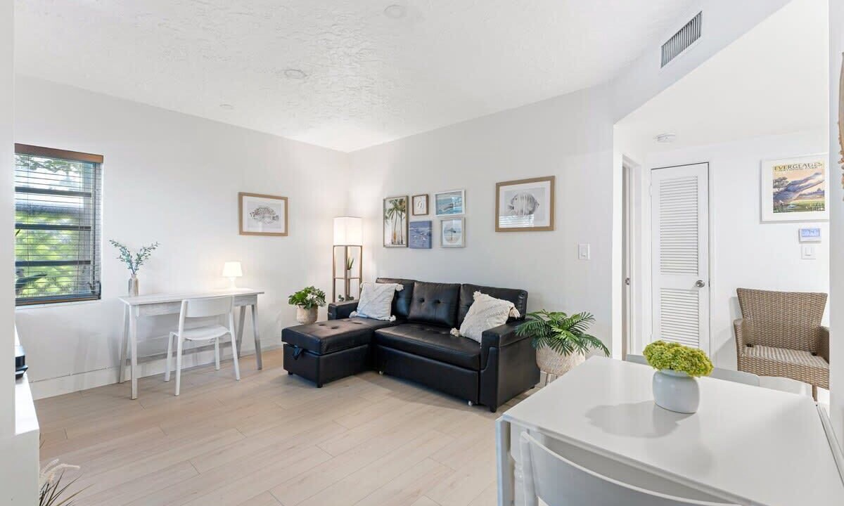 Photo of Livingroom in Victoria Park