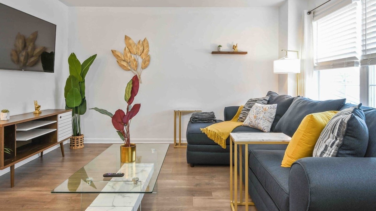 Photo of Livingroom in Newark