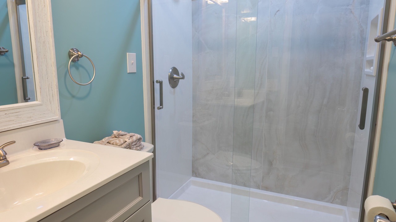 Photo of Bathroom in Edray