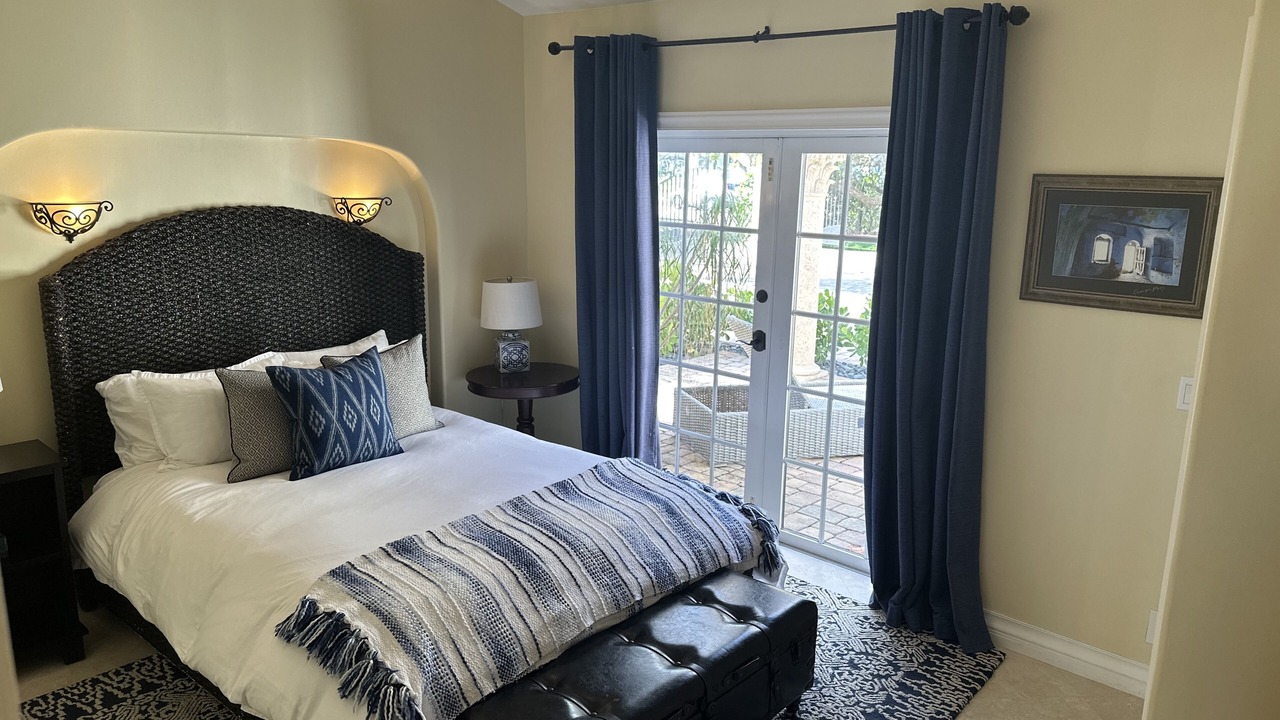 Photo of Bedroom in Deerfield Beach