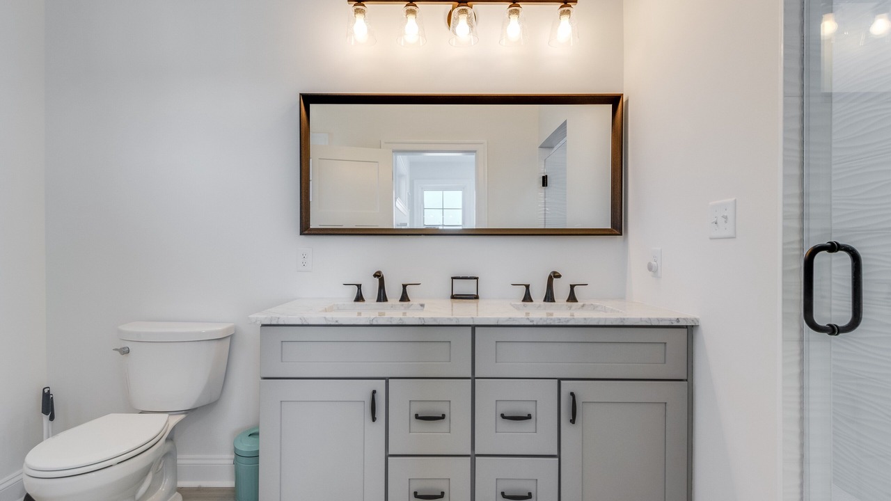 Photo of Bathroom in Broadkill Beach