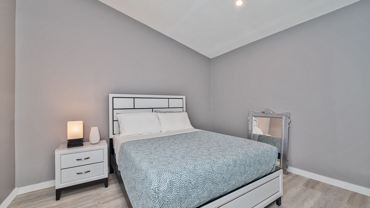 Photo of Bedroom in Miramar