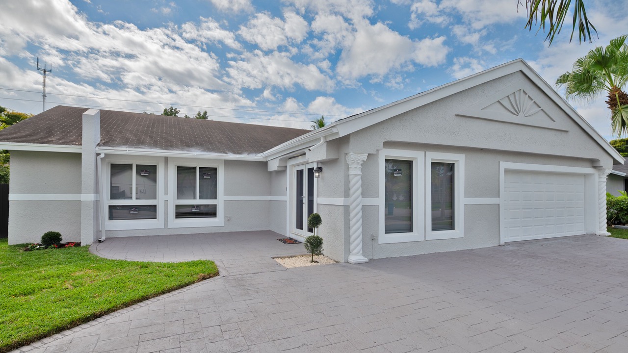 Photo of Outdoor in Miramar