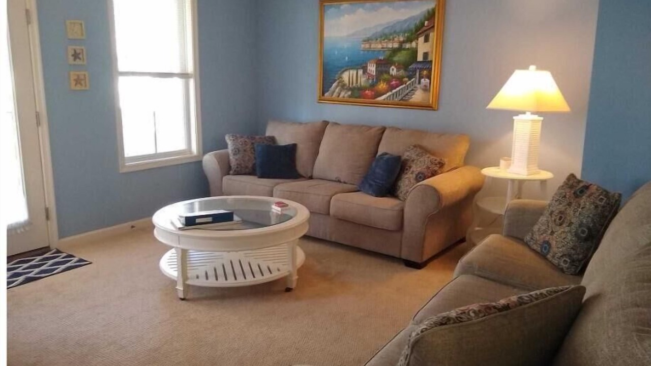 Photo of Livingroom in Sunset Island