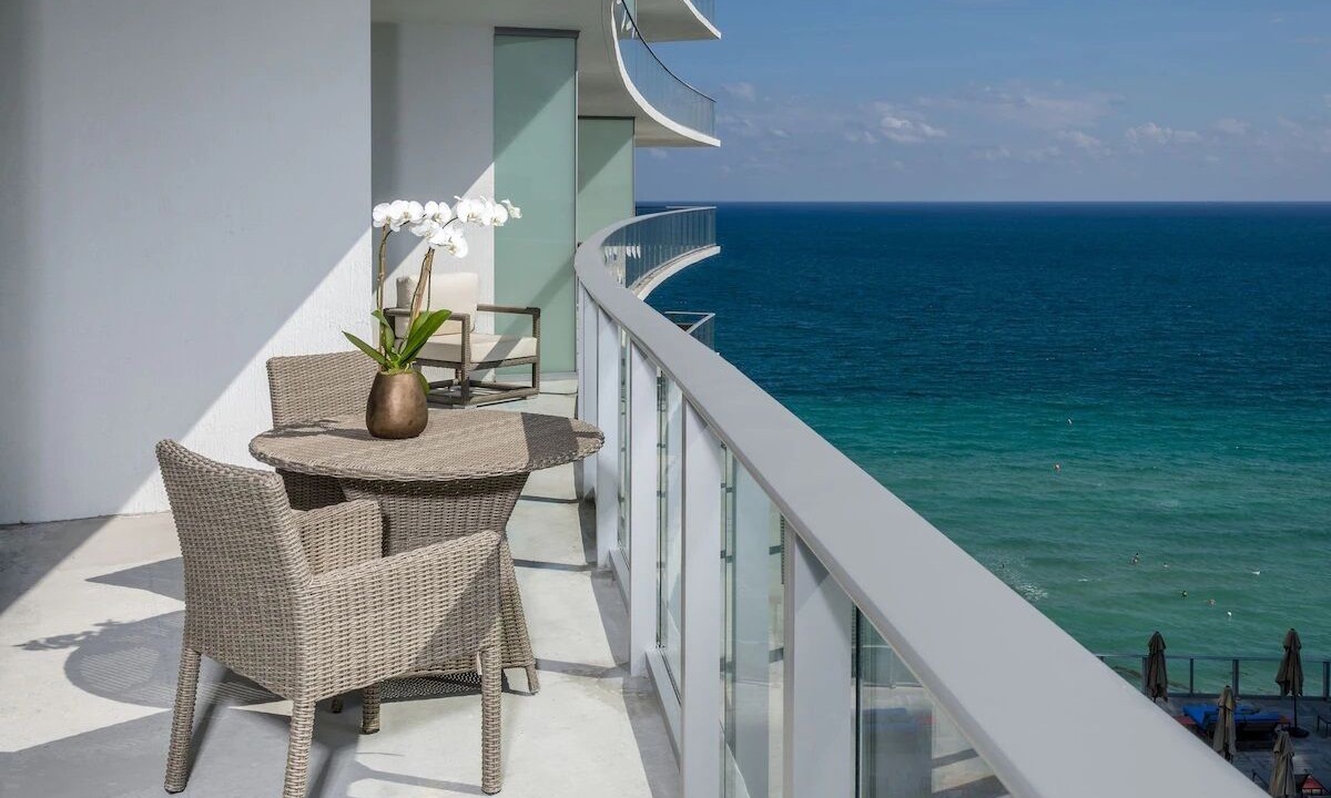 Photo of Patio Balcony in Hollywood South Central Beach