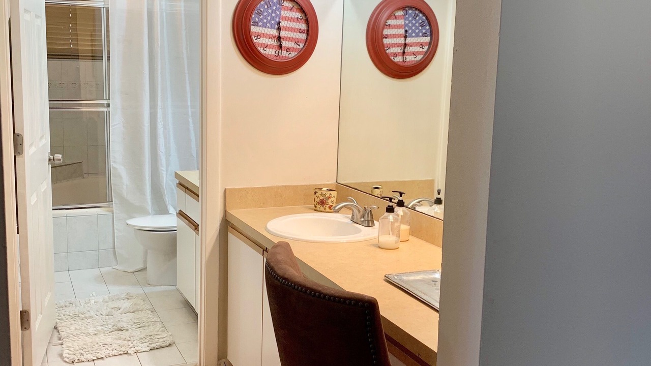 Photo of Bathroom in Davie