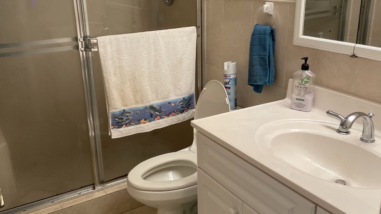Photo of Bathroom in Hallandale Beach