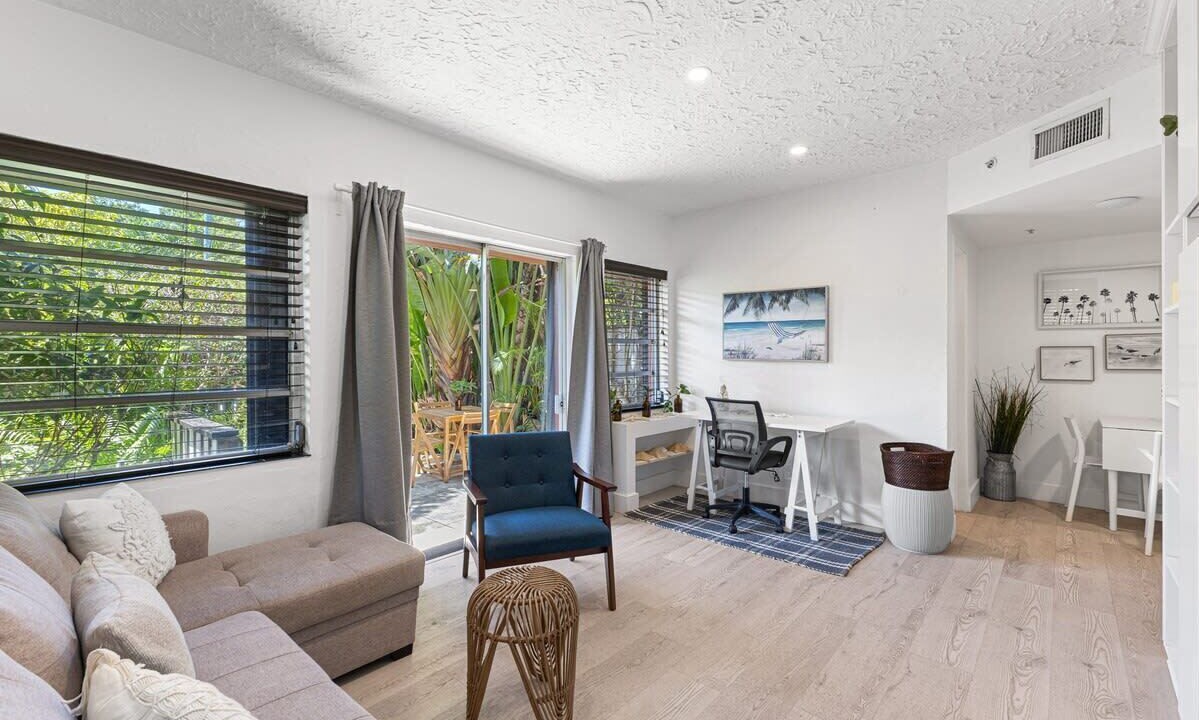 Photo of Livingroom in Victoria Park