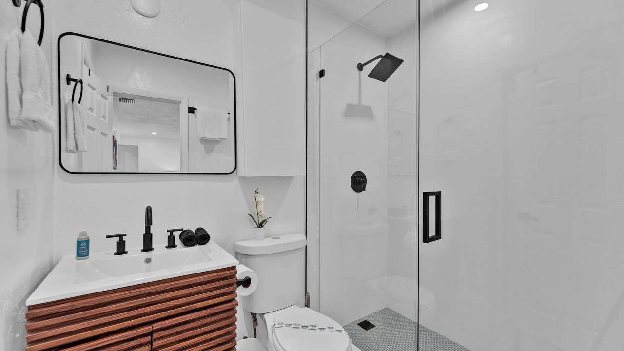 Photo of Bathroom in Sailboat Bend