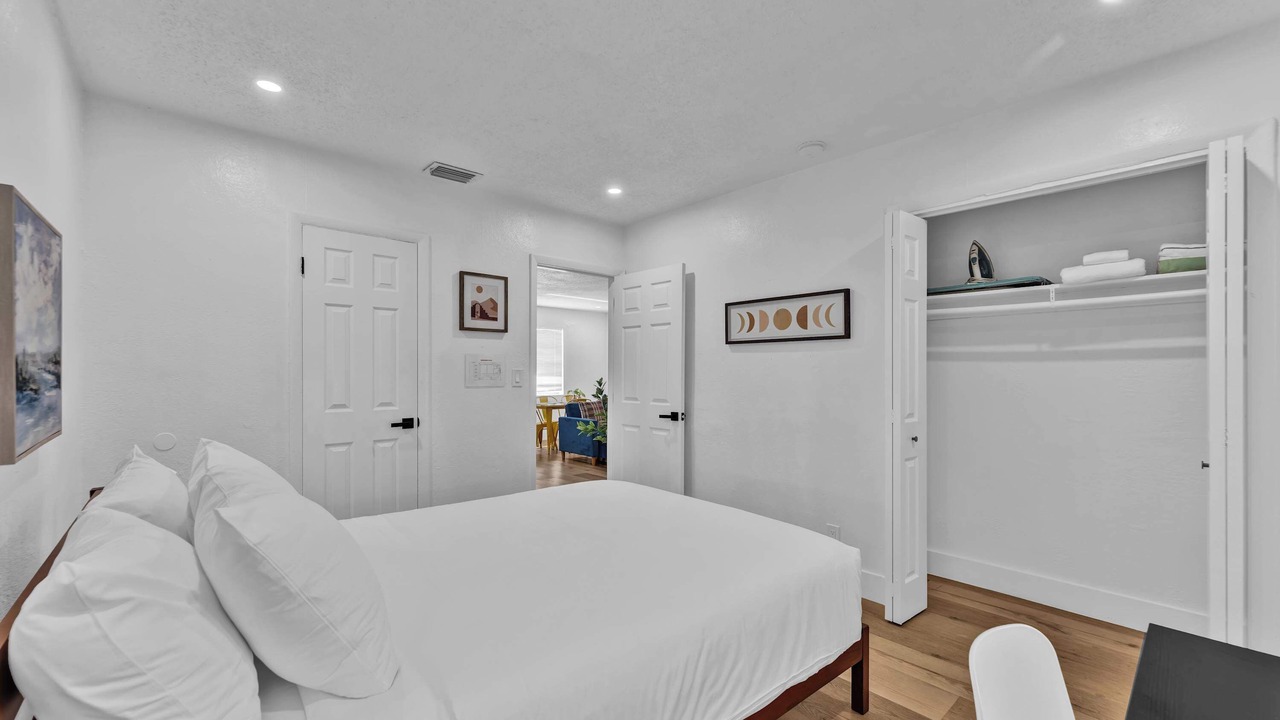 Photo of Bedroom in Sailboat Bend